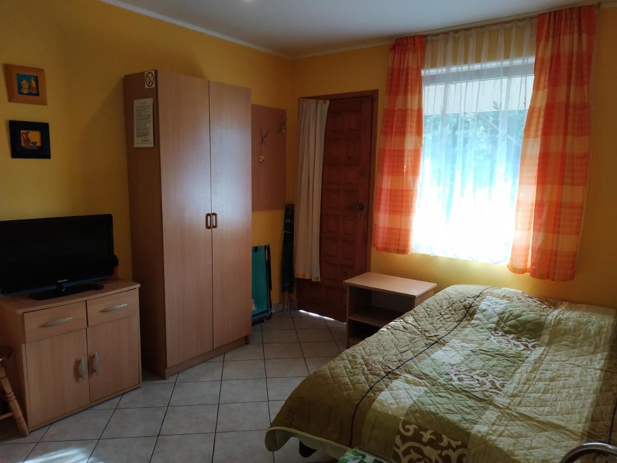 Zacisze,Klonowa 17 Hotel จวีร์ซีโน ภายนอก รูปภาพ